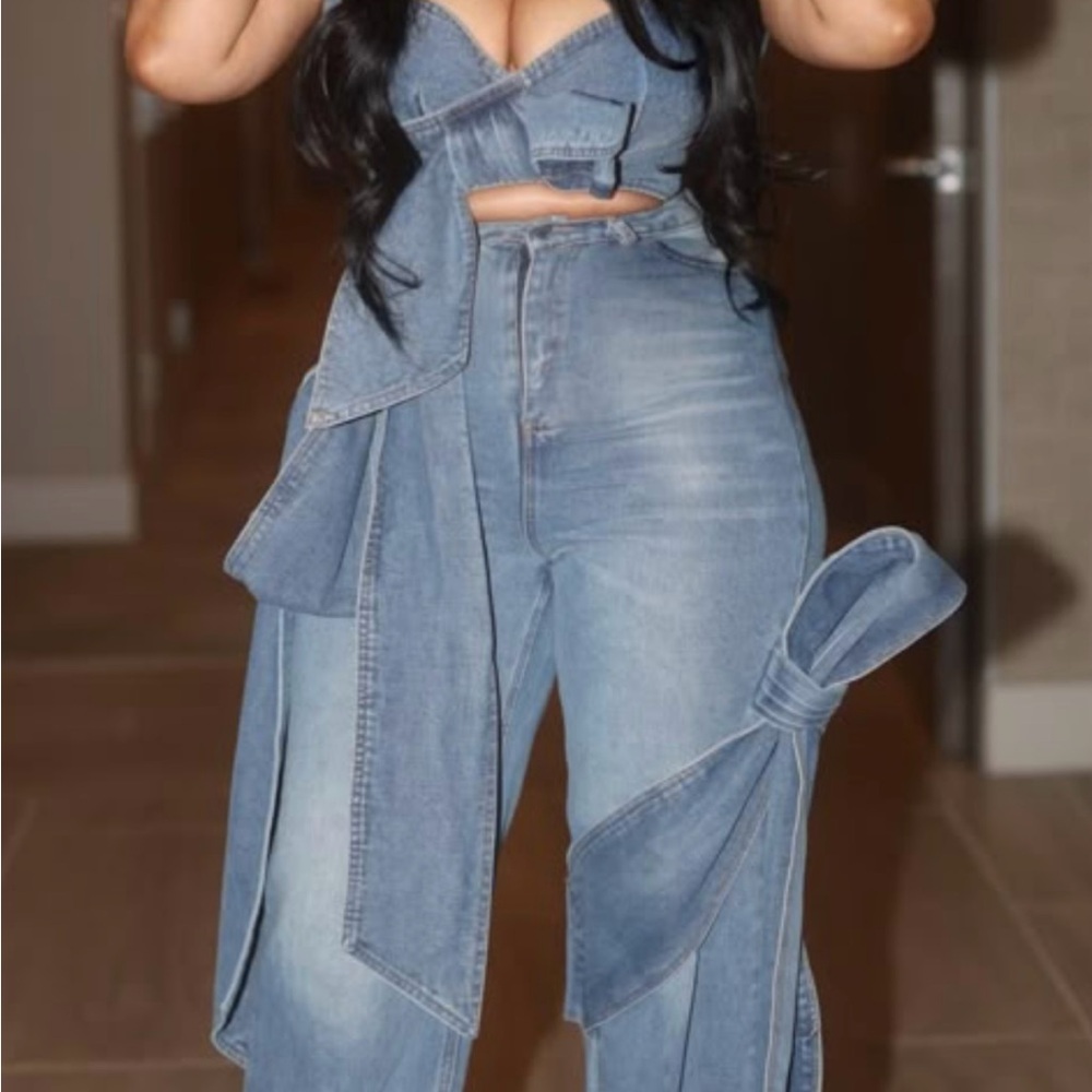 Women's Blue Denim Jeans